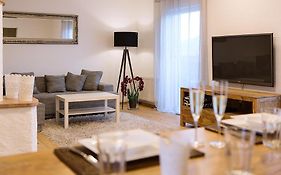 Apartment Schafbergblick Mit Balkon Id 8607747 Und Apartment Himmelspforte Mit Balkon Id 8607779